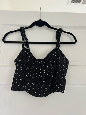 Black Floral Ruffled Strap Crop Top
